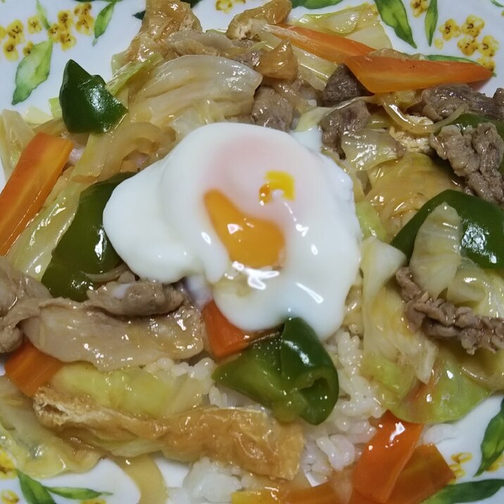 温泉卵のせ、豚肉と野菜の中華丼☆